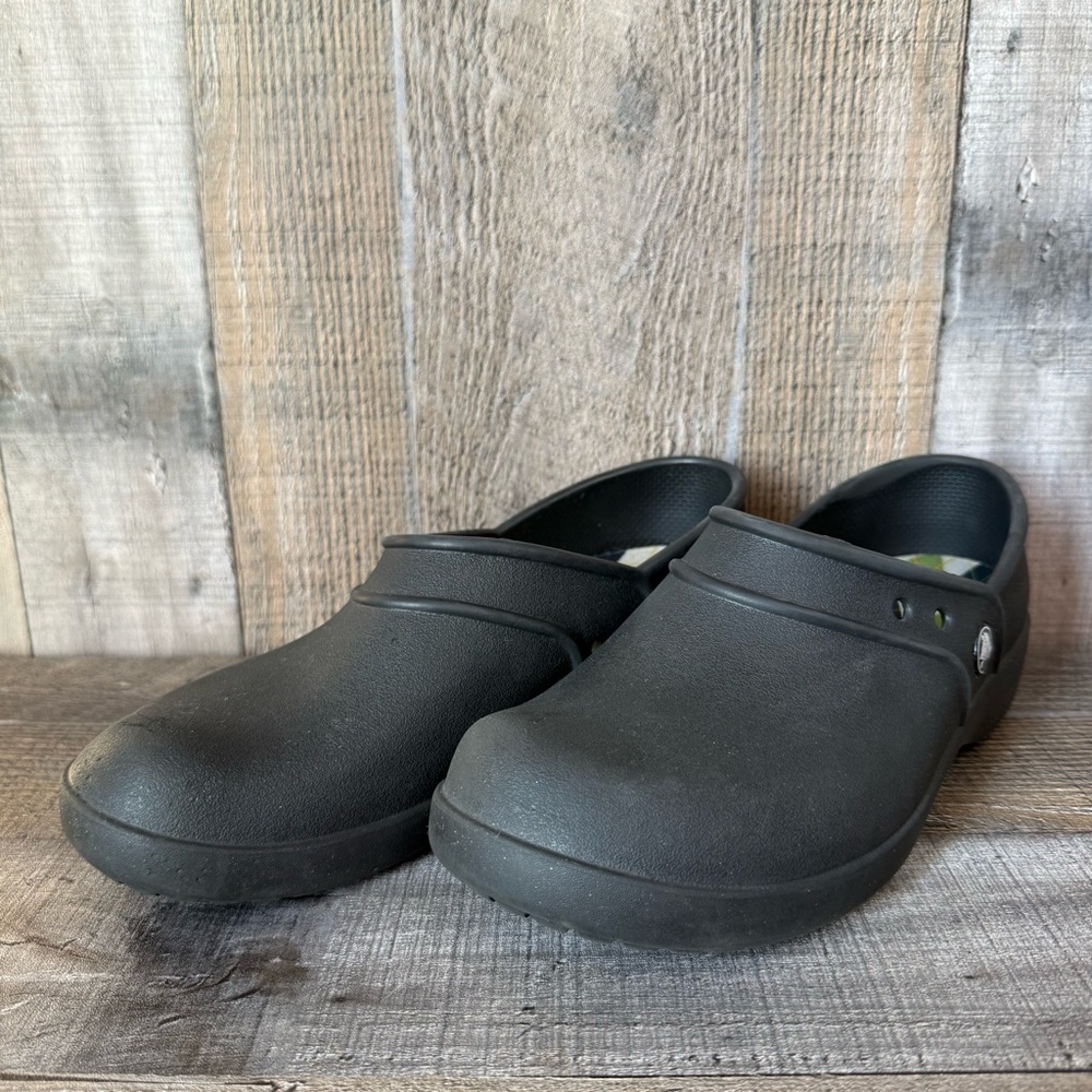 Womens Crocs Neria Black Professional Comfort Slip On Clogs Shoes Size 7 M GUC - Picture 2 of 10